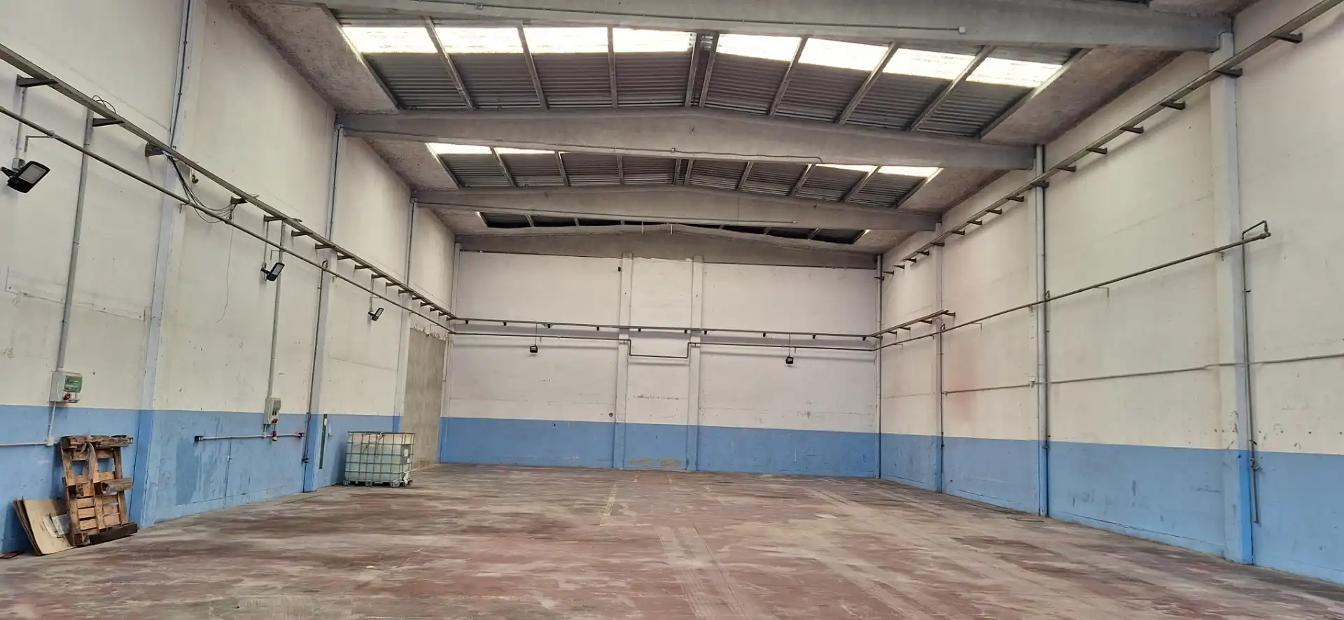 Industrial building to rent in Carrer dels Torners 8, imagen 3