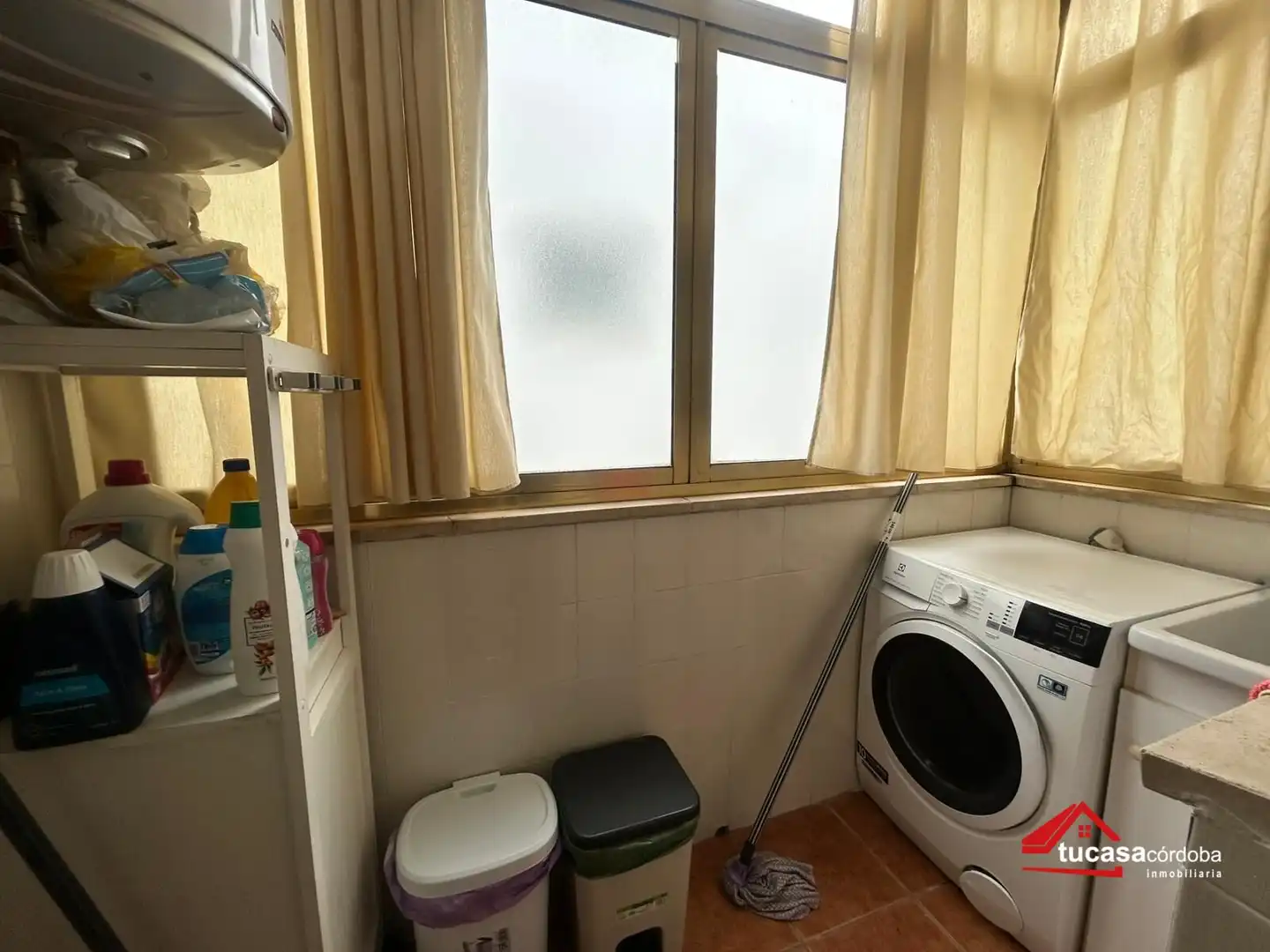 Badezimmer von Wohnung zum Verkauf in Córdoba mit Klimaanlage und Terrasse