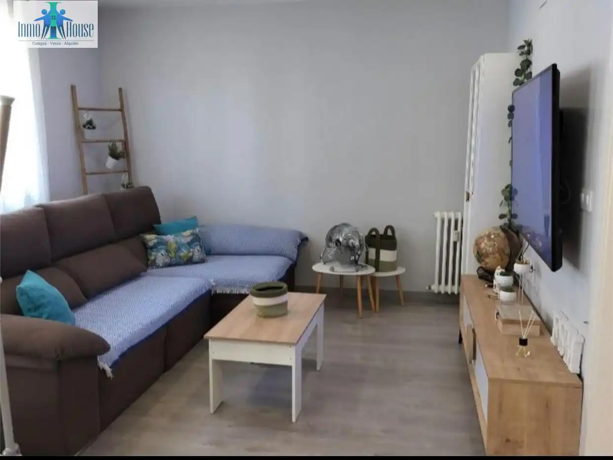 Living room of Flat for sale in  Albacete Capital  with Air Conditioner