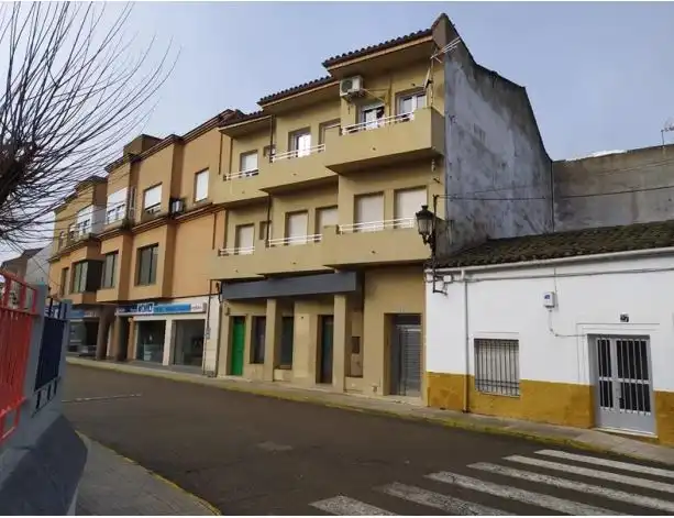 Local comercial en venda a Moraleja