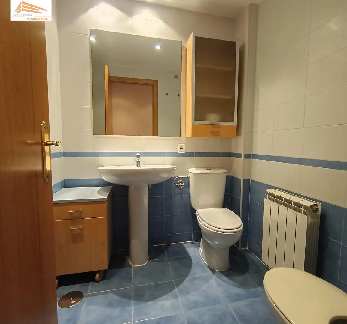 Badezimmer von Wohnung zum Verkauf in Valladolid mit Heizung, Privatgarten und Abstellraum
