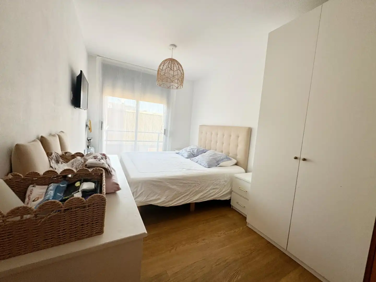 Habitación de Piso en venta en Castelldefels con Aire acondicionado, Jardín privado y Amueblado