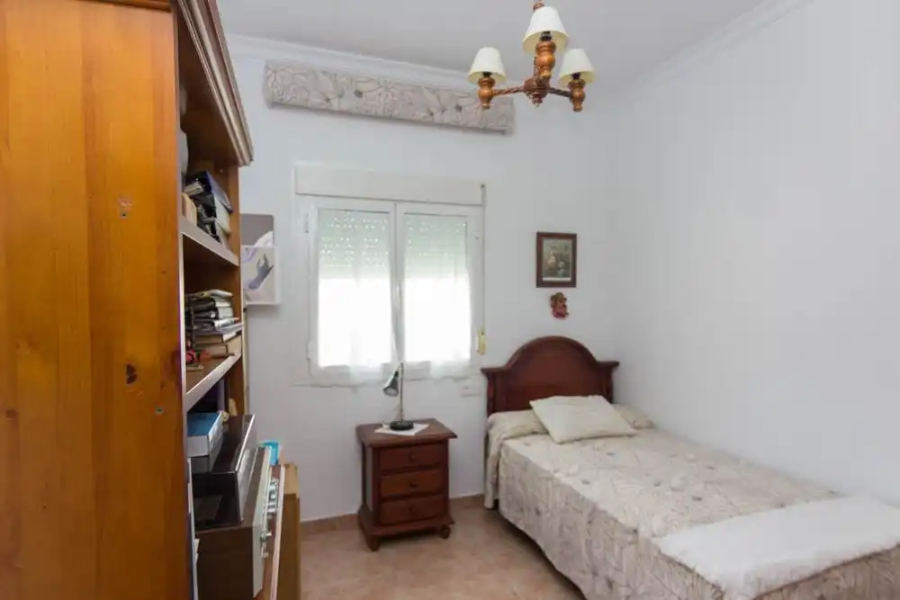 Dormitori de Casa o xalet en venda en El Puerto de Santa María amb Jardí privat i Traster