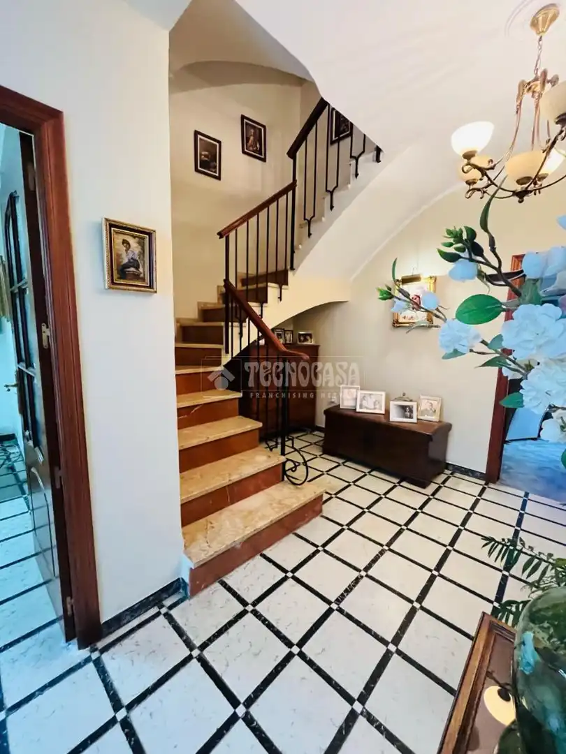Casa amb terrassa en venda a Montilla, imagen 6