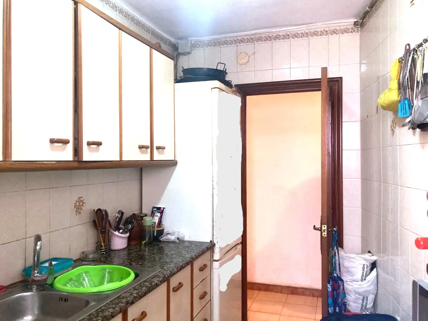 Cuina de Pis en venda en L'Hospitalet de Llobregat amb Aire condicionat, Calefacció i Balcó