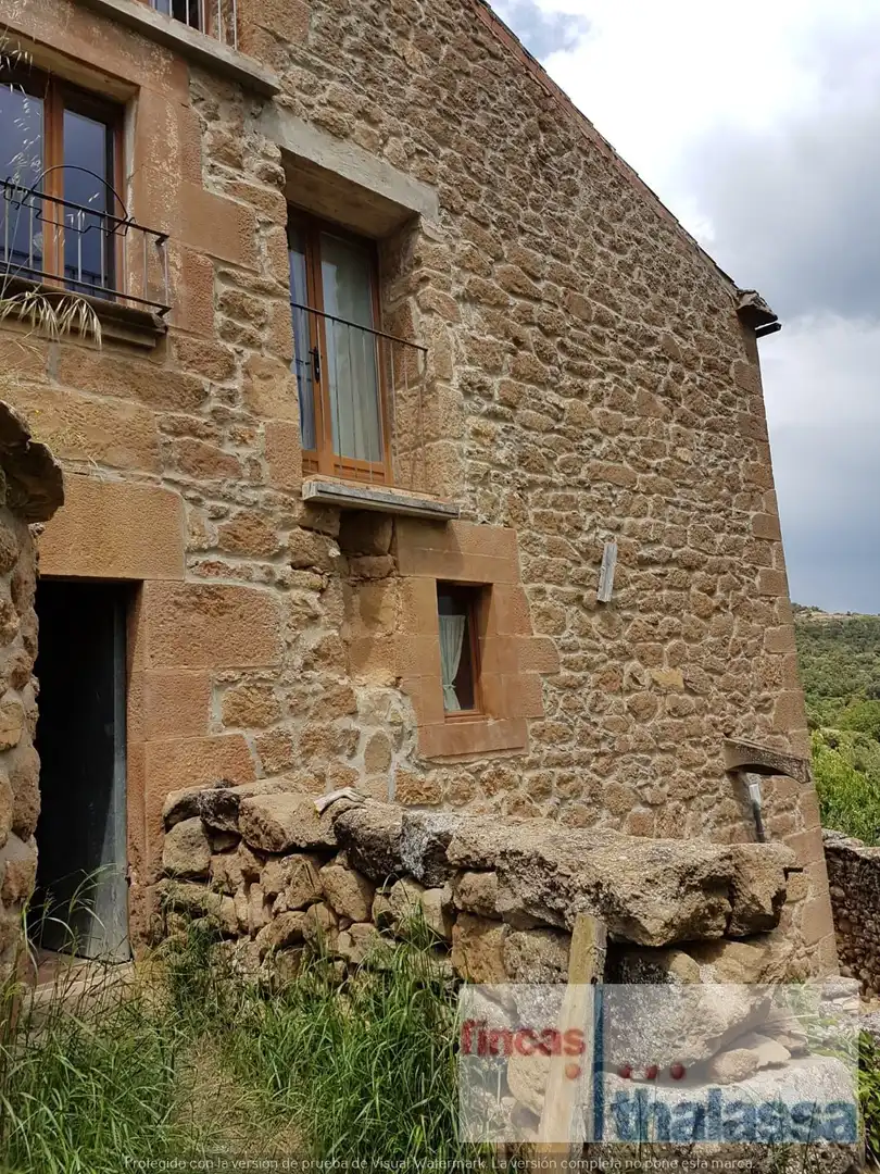 Land for sale in La Baronia de Rialb