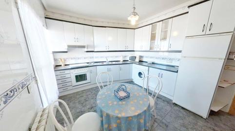 Foto 2 de Piso en venta en Navahermosa, Toledo