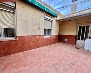 Vista exterior de Casa adosada en venda en Alcubillas amb Calefacció