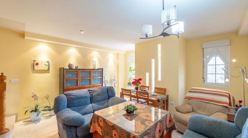 Foto 4 de Casa adosada en venta en Calle Cañada Real, 23, Aljomahima - Ermita, Las Gabias