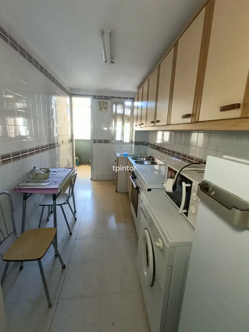 Küche von Wohnung zum Verkauf in Cáceres mit Terrasse, Möbliert und Ofen