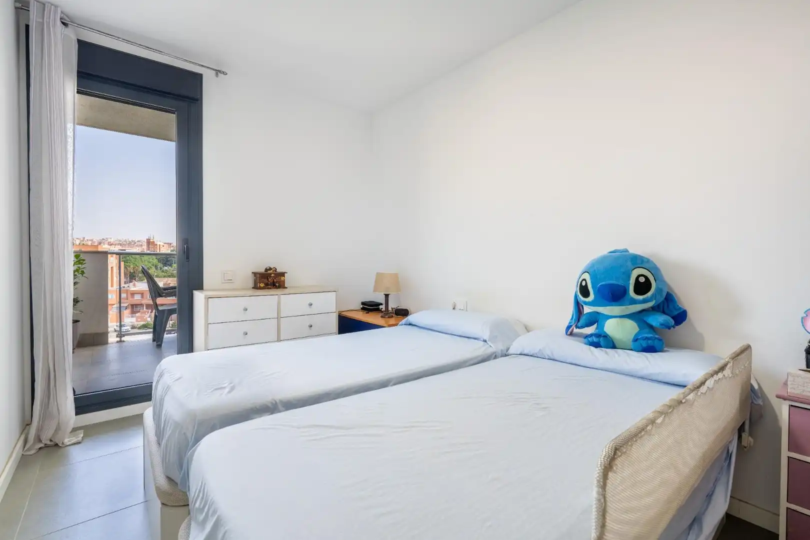 Dormitori de Pis en venda en Almería amb Aire condicionat, Jardí privat i Terrassa