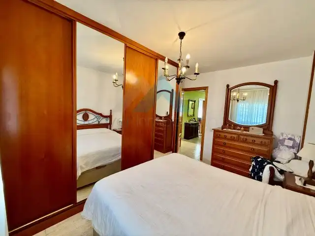 Schlafzimmer von Haus oder Chalet zum Verkauf in Villanueva de la Torre mit Klimaanlage, Heizung und Privatgarten