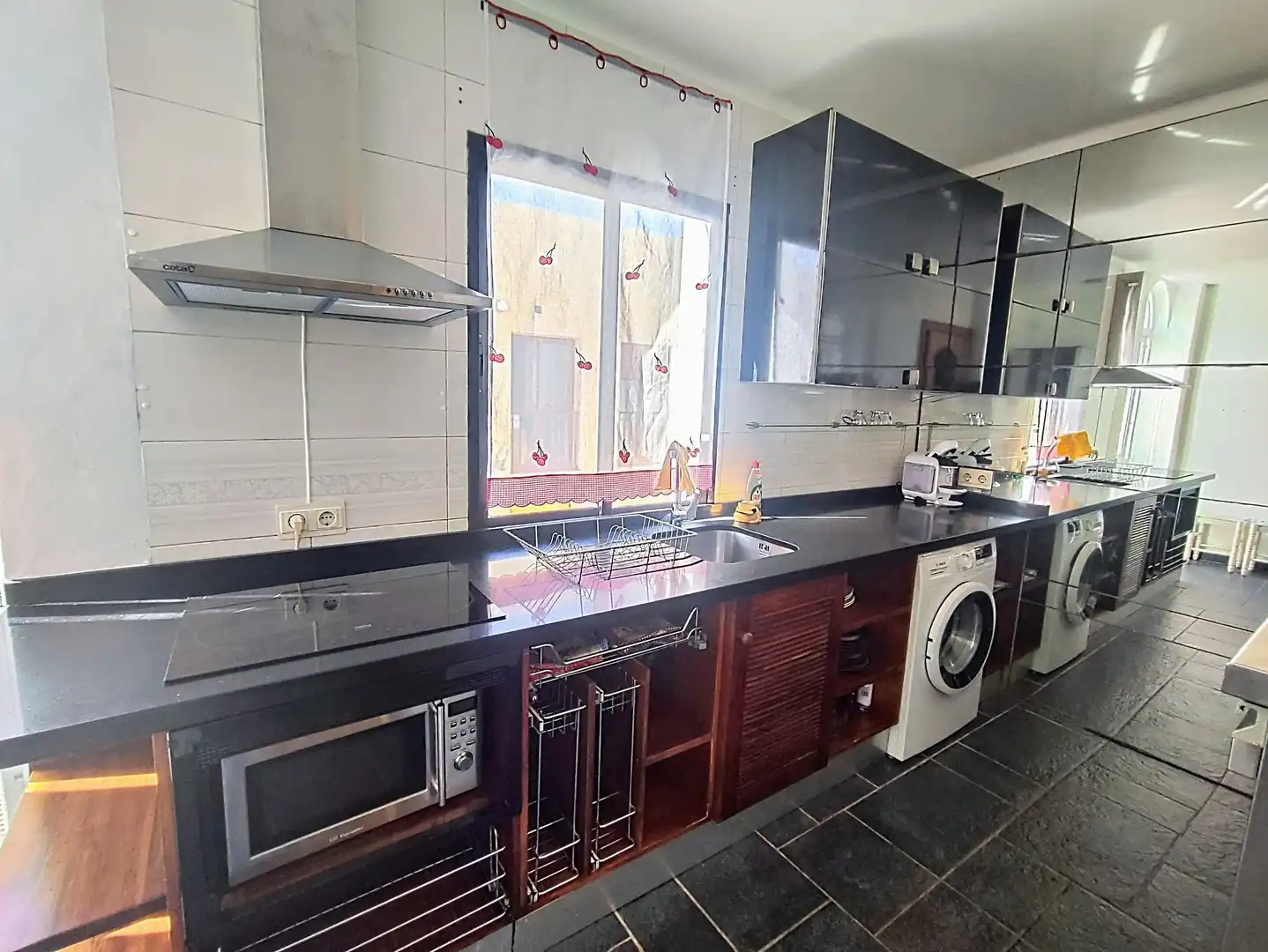 Küche von Wohnung zum Verkauf in Nerja mit Klimaanlage, Möbliert und Balkon