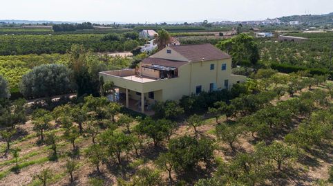 EXCLUSIVO REFUGIO RURAL COMPUESTO POR UNA FINCA RÚSTICA DE 5.341 M2  EN LA QUE SE ENCUENTRAN  CONSTRUIDAS TRES VIVIENDAS CONSOLIDA, imatge 4