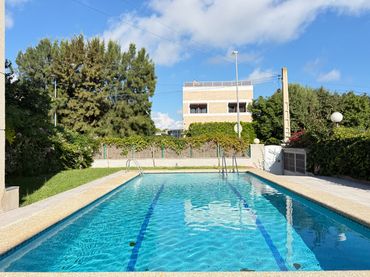 Apartment with pool for sale in Carrer Cèsar Martinell