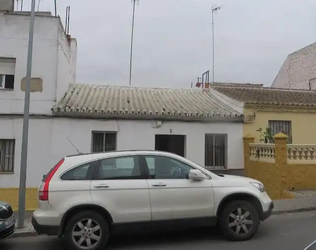 Adossat en venda a Calle Manuel Fernández Campos 3