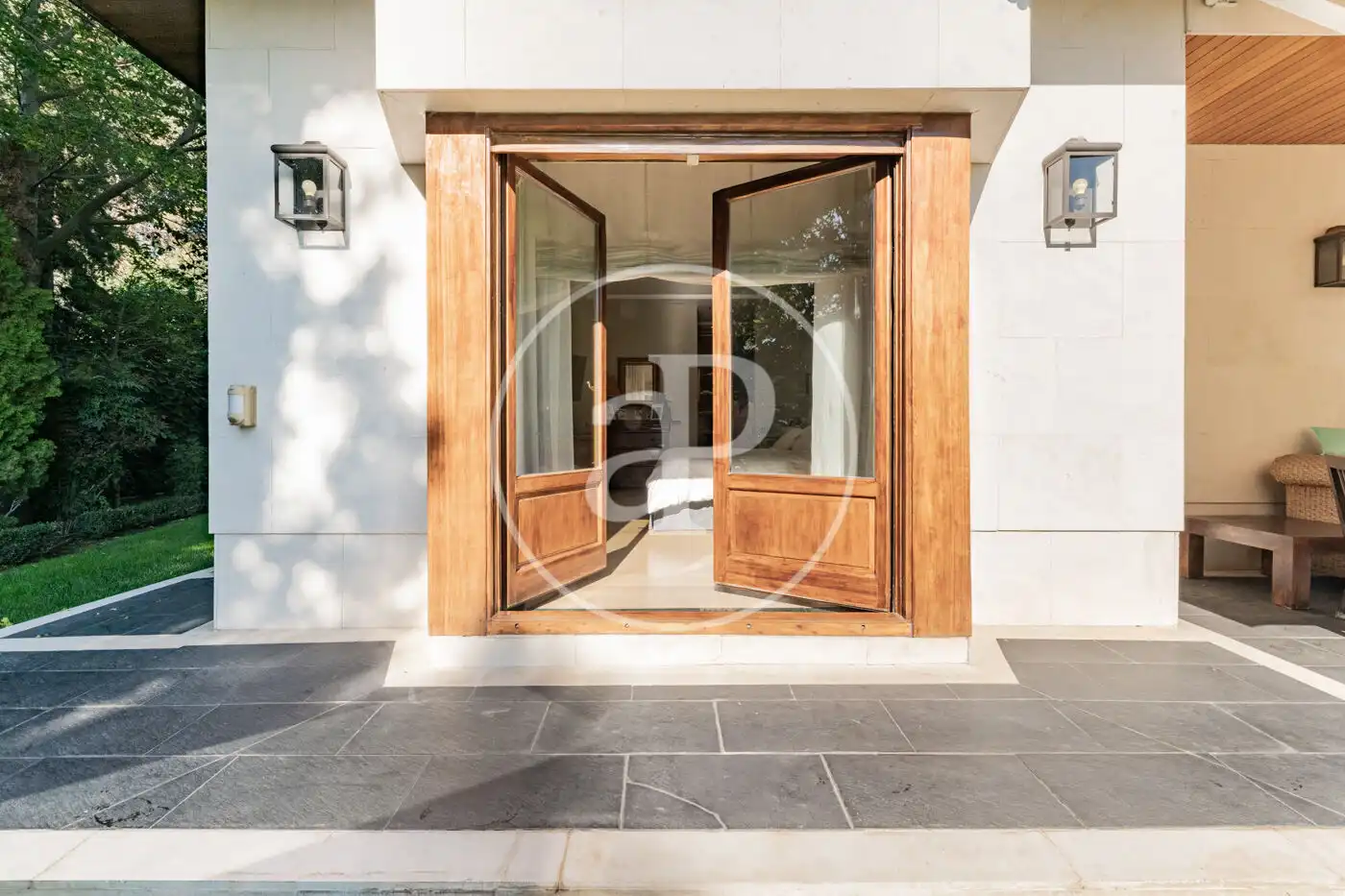 Houses for sale in Madrid  with Air Conditioner, Heating and Private garden