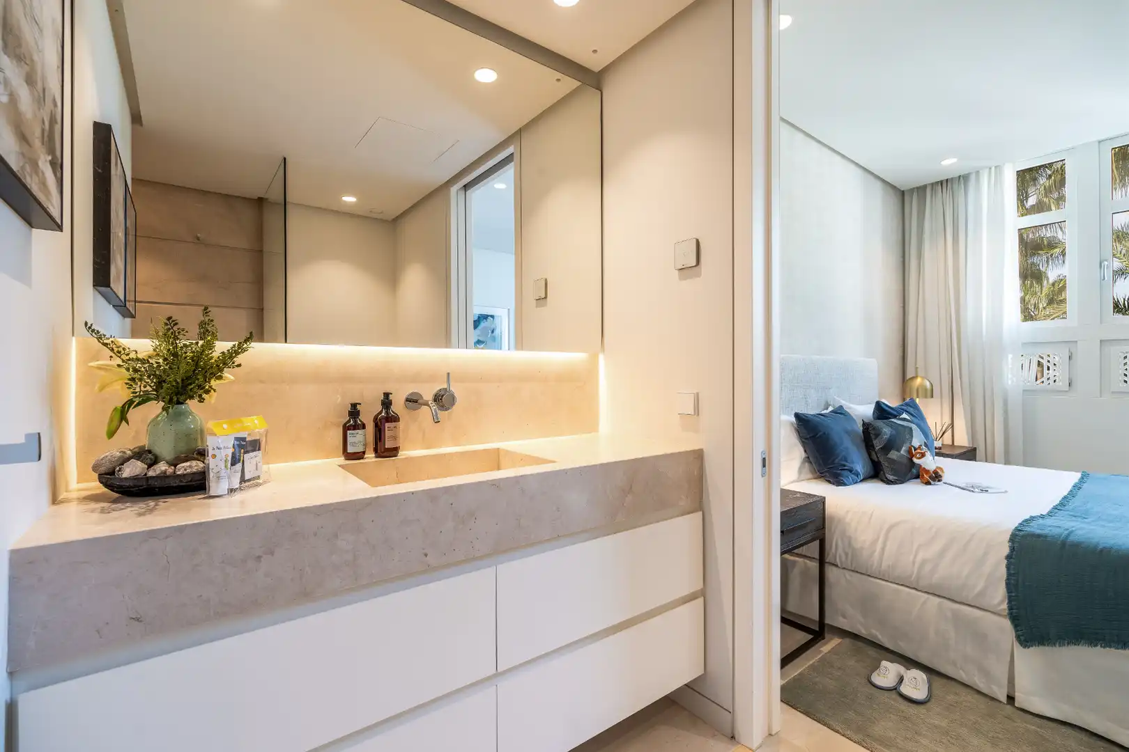 Baño de Dúplex en venta en Marbella con Aire acondicionado, Terraza y Trastero