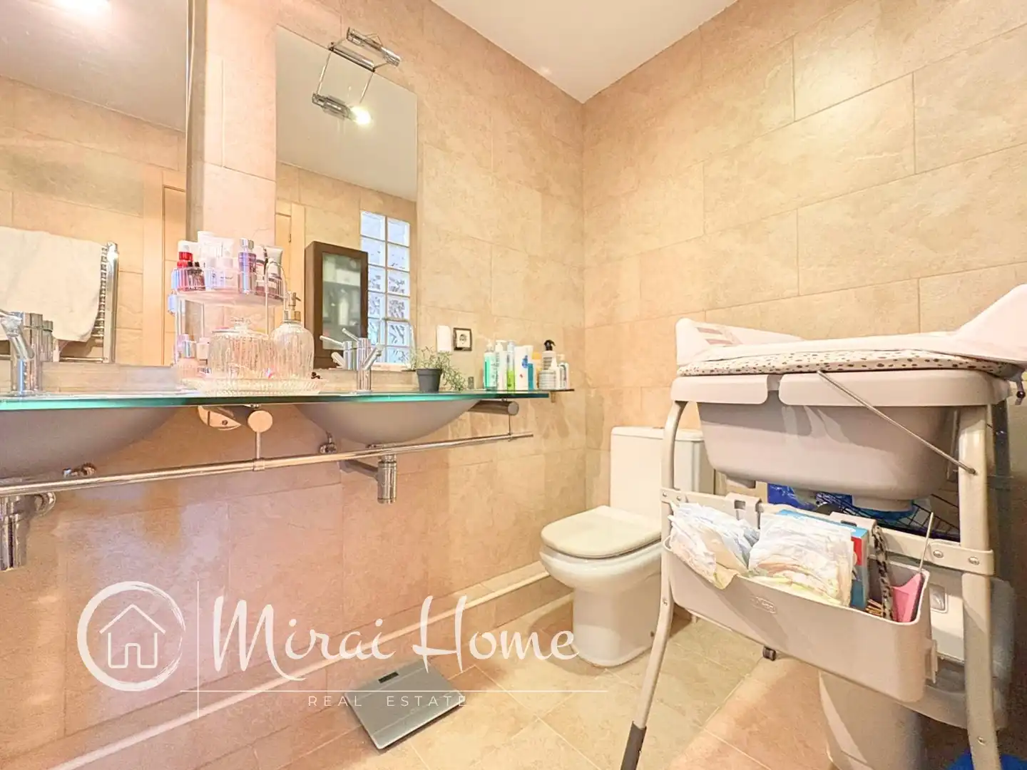 Bathroom of Flat for sale in Montornès del Vallès  with Air Conditioner, Heating and Parquet flooring