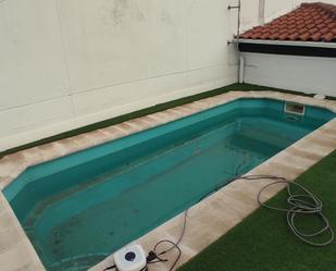 Piscina de Casa o xalet en venda en Mérida amb Aire condicionat, Calefacció i Parquet