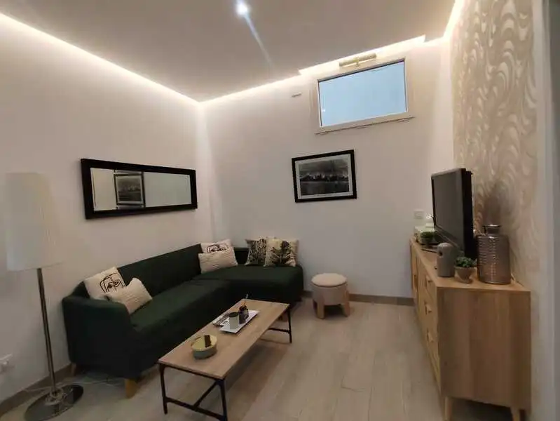 Sala de estar de Piso de alquiler en  Madrid Capital con Aire acondicionado y Trastero