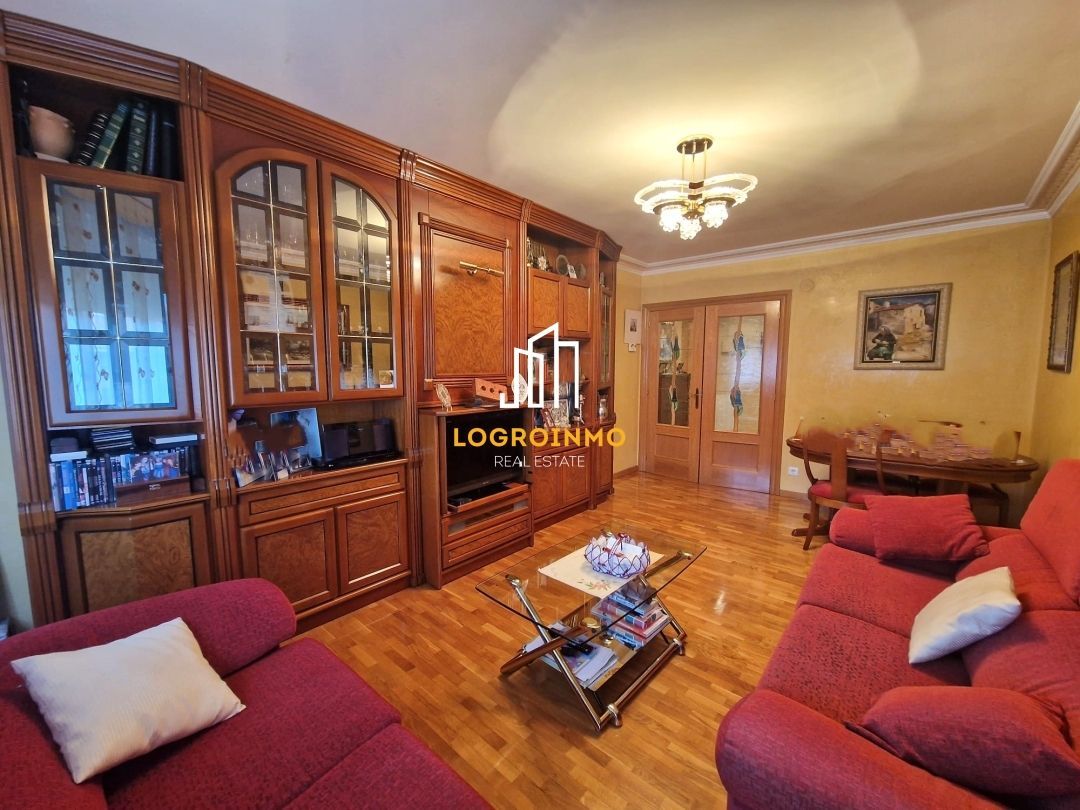 Living room of Flat for sale in  Logroño  with Heating, Terrace and Storage room
