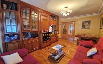 Living room of Flat for sale in  Logroño  with Heating, Terrace and Storage room