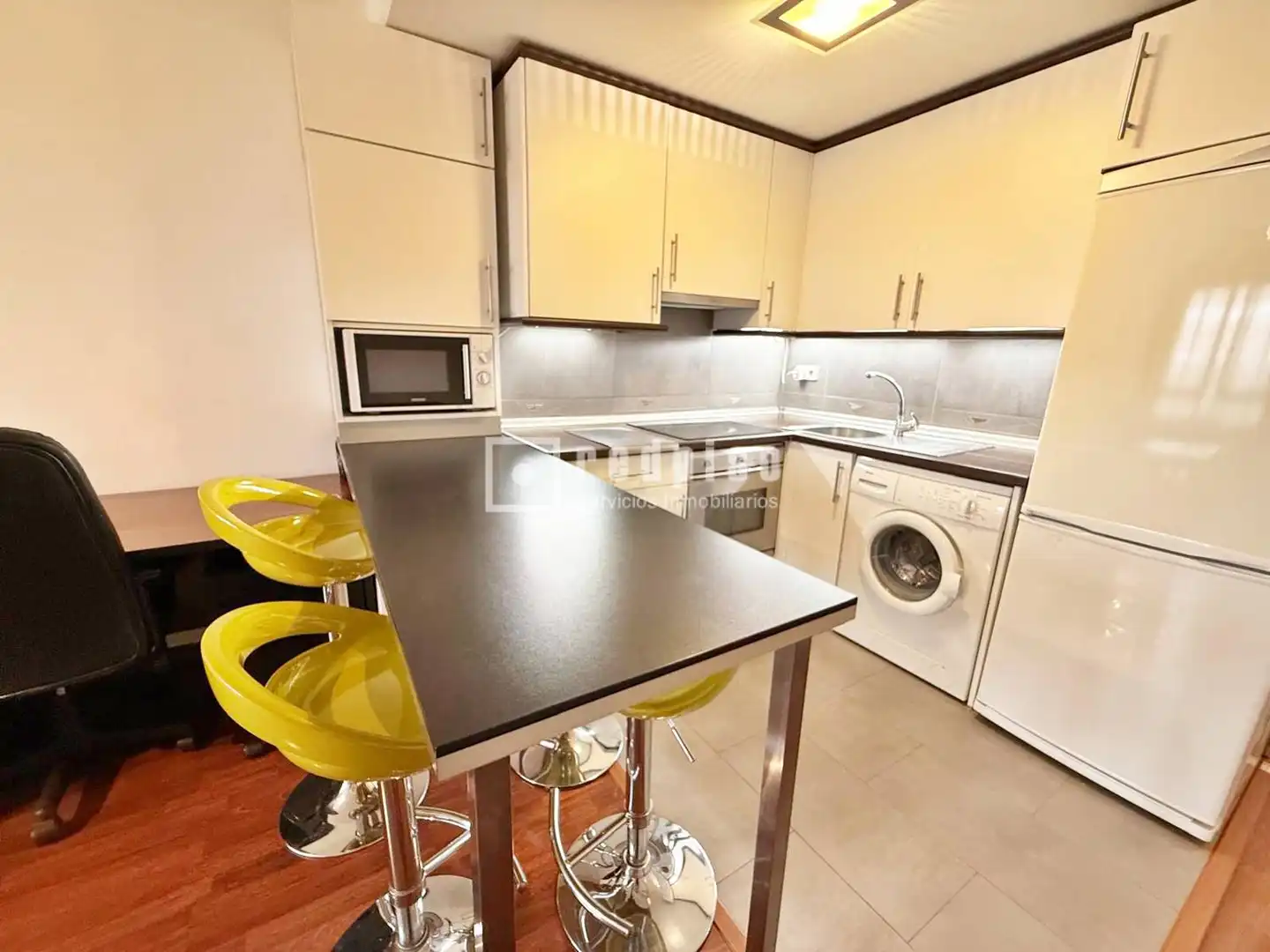 Cocina de Piso en venta en Chiloeches, Guadalajara