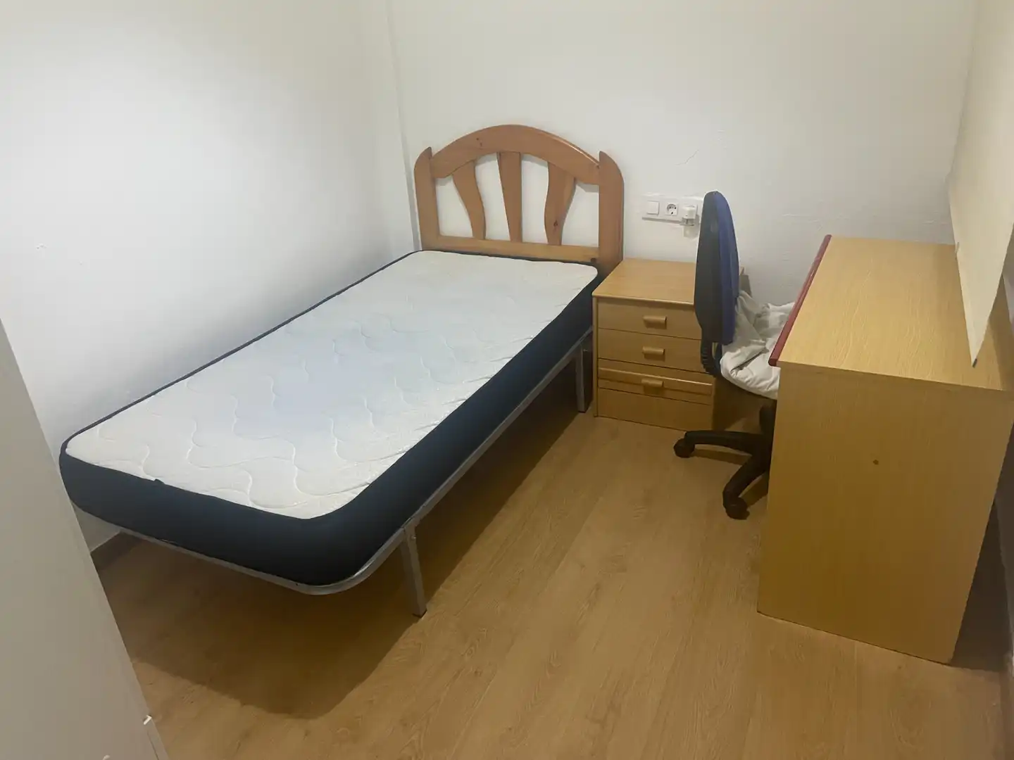 Dormitori de Pis de lloguer en Murcia amb Aire condicionat, Parquet i Moblat