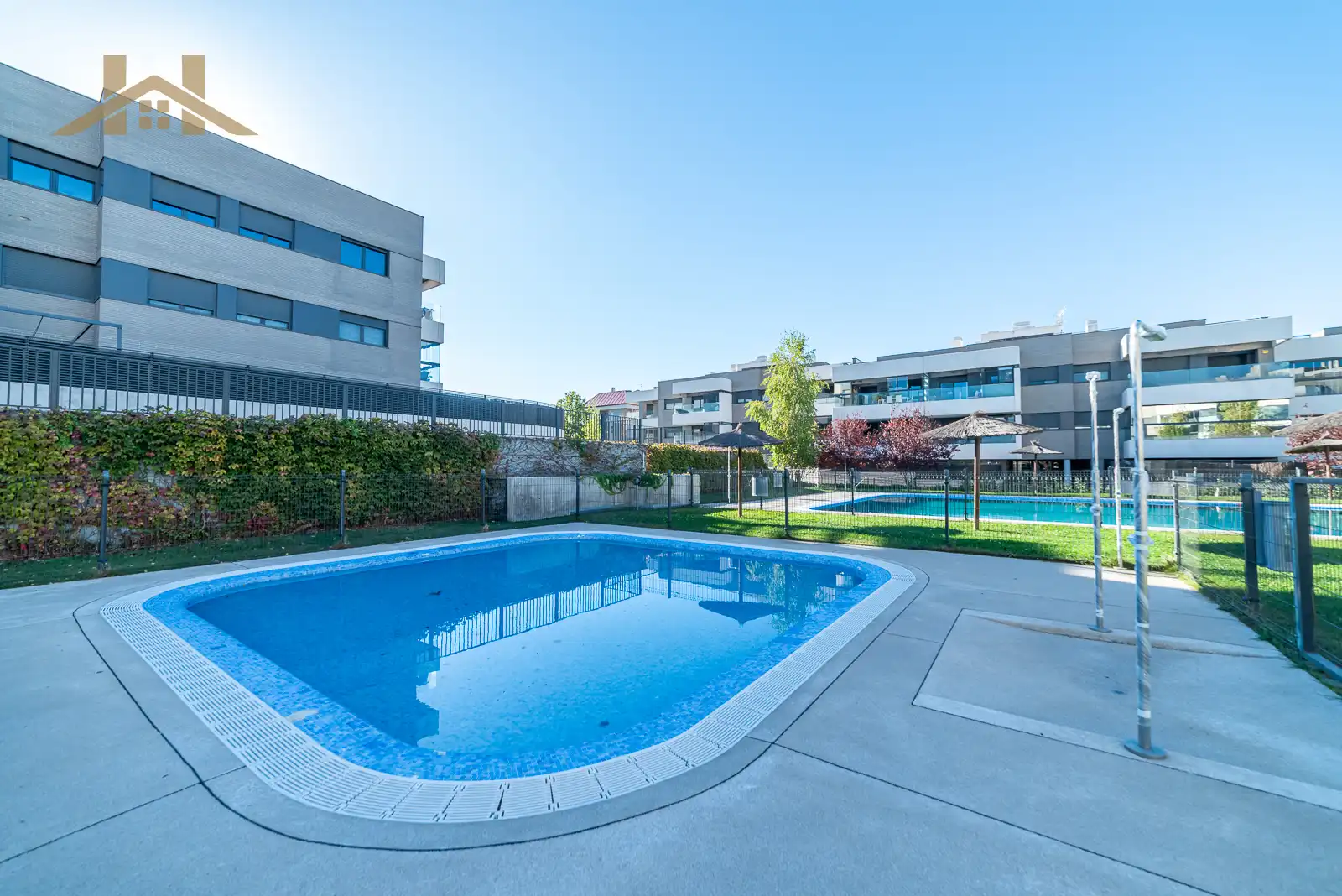 Piscina de Pis en venda en Valenoso