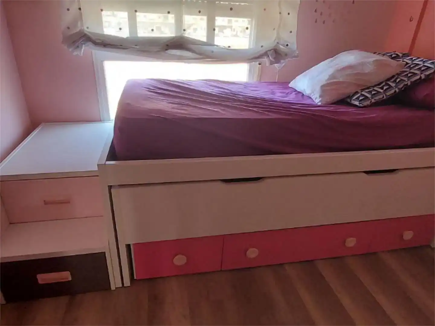 Dormitori de Apartament per a compartir en Dénia amb Aire condicionat, Jardí privat i Piscina