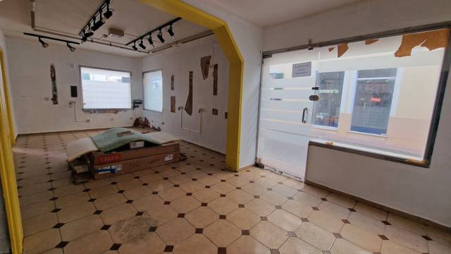 Local comercial en Alquiler en Plaça des Born en Ciutadella