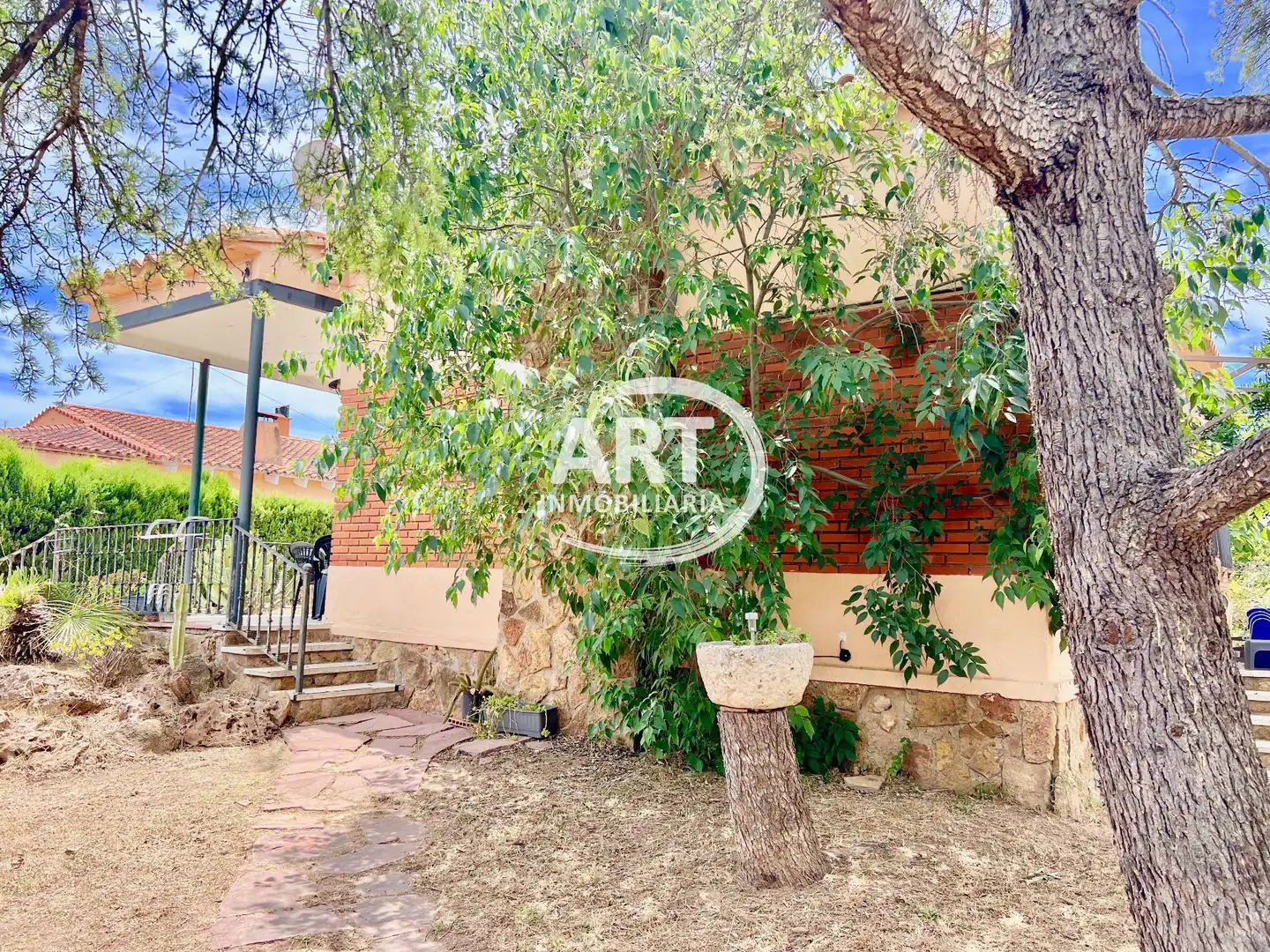 Jardí de Casa o xalet en venda en L'Eliana amb Calefacció, Terrassa i Piscina