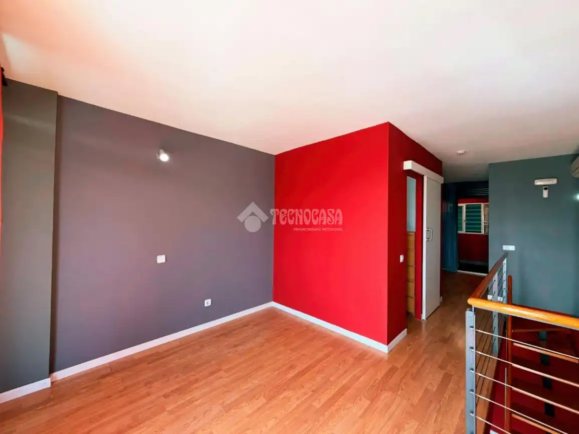 Schlafzimmer von Wohnung zum Verkauf in Alcalá de Henares