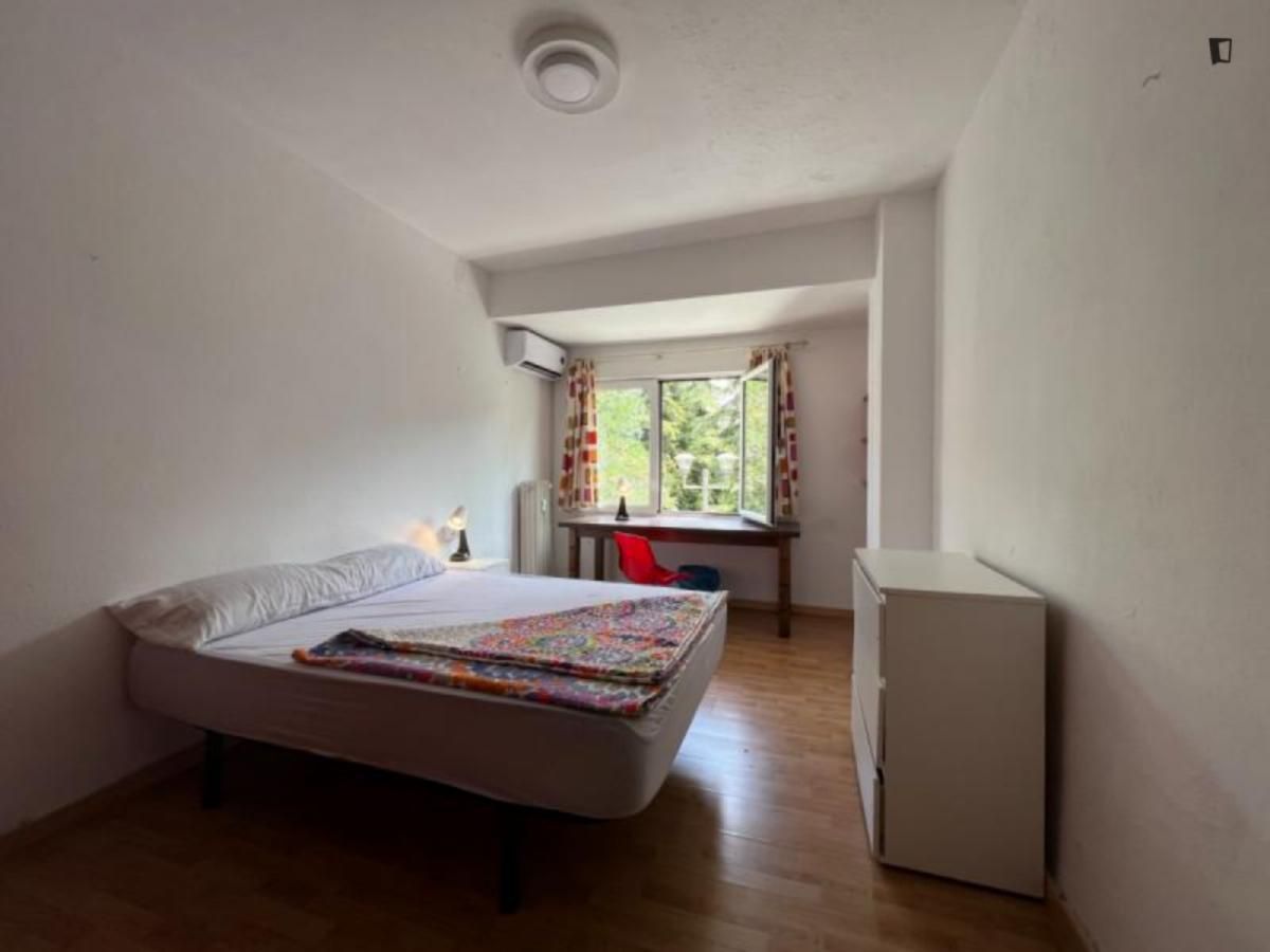 Apartament per a compartir a Camino de Ronda