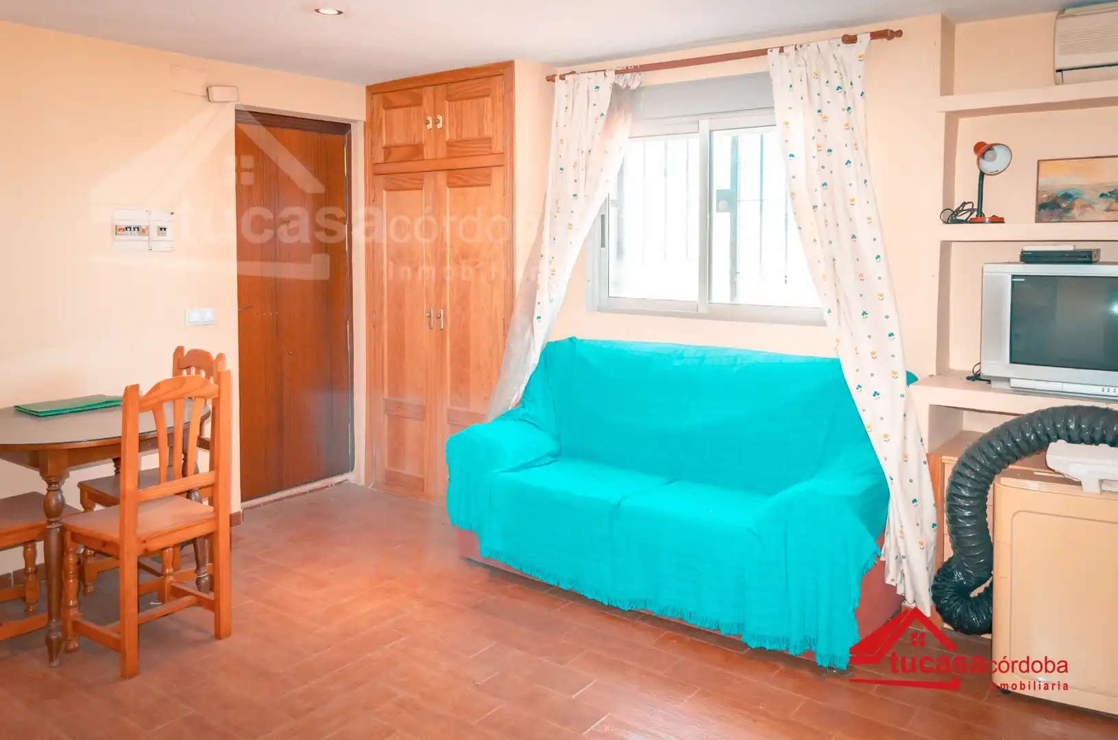 Wohnzimmer von Büro zum Verkauf in Córdoba mit Klimaanlage und Möbliert