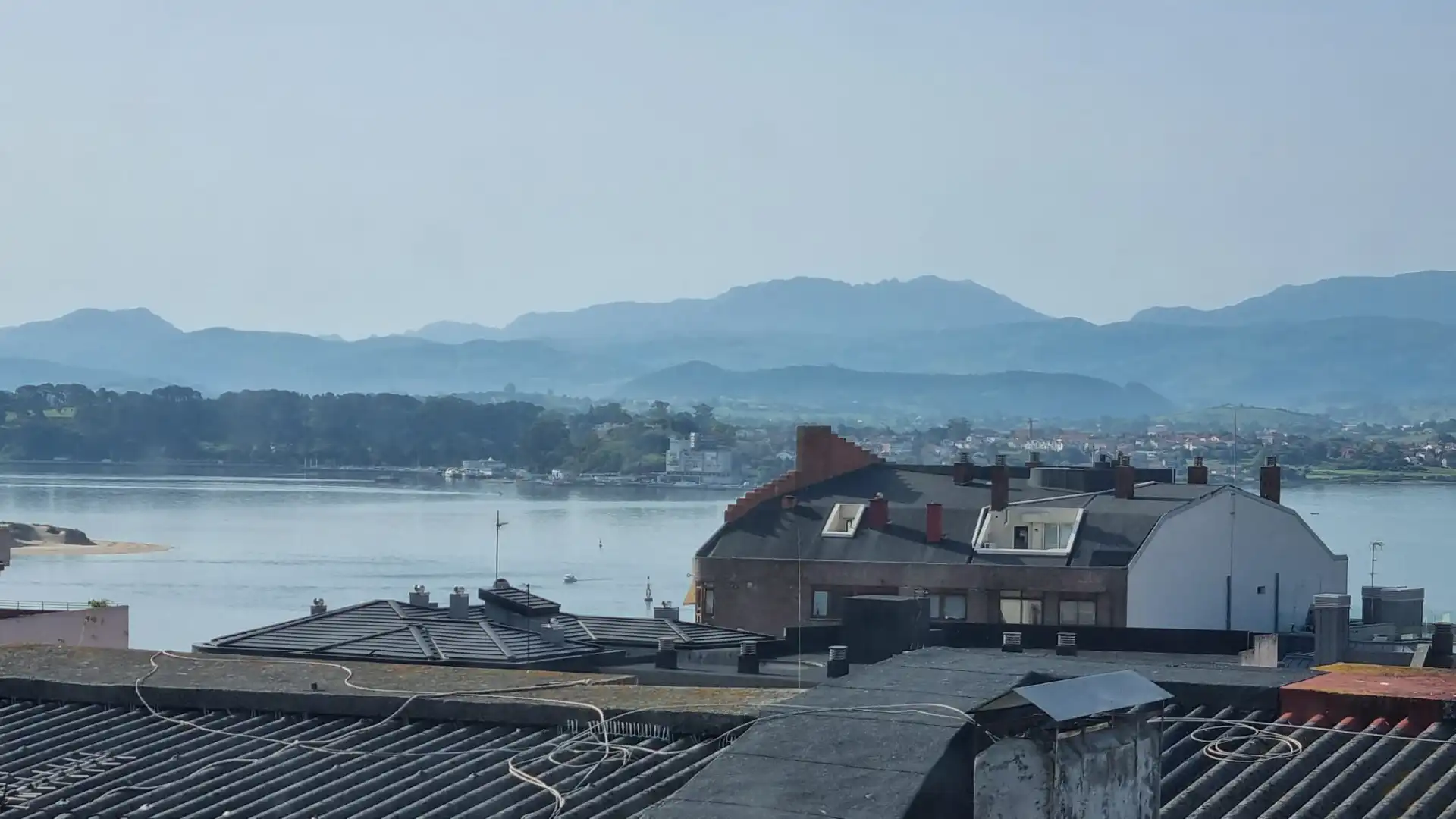 Vista exterior de Pis en venda en Santander amb Calefacció, Terrassa i Traster