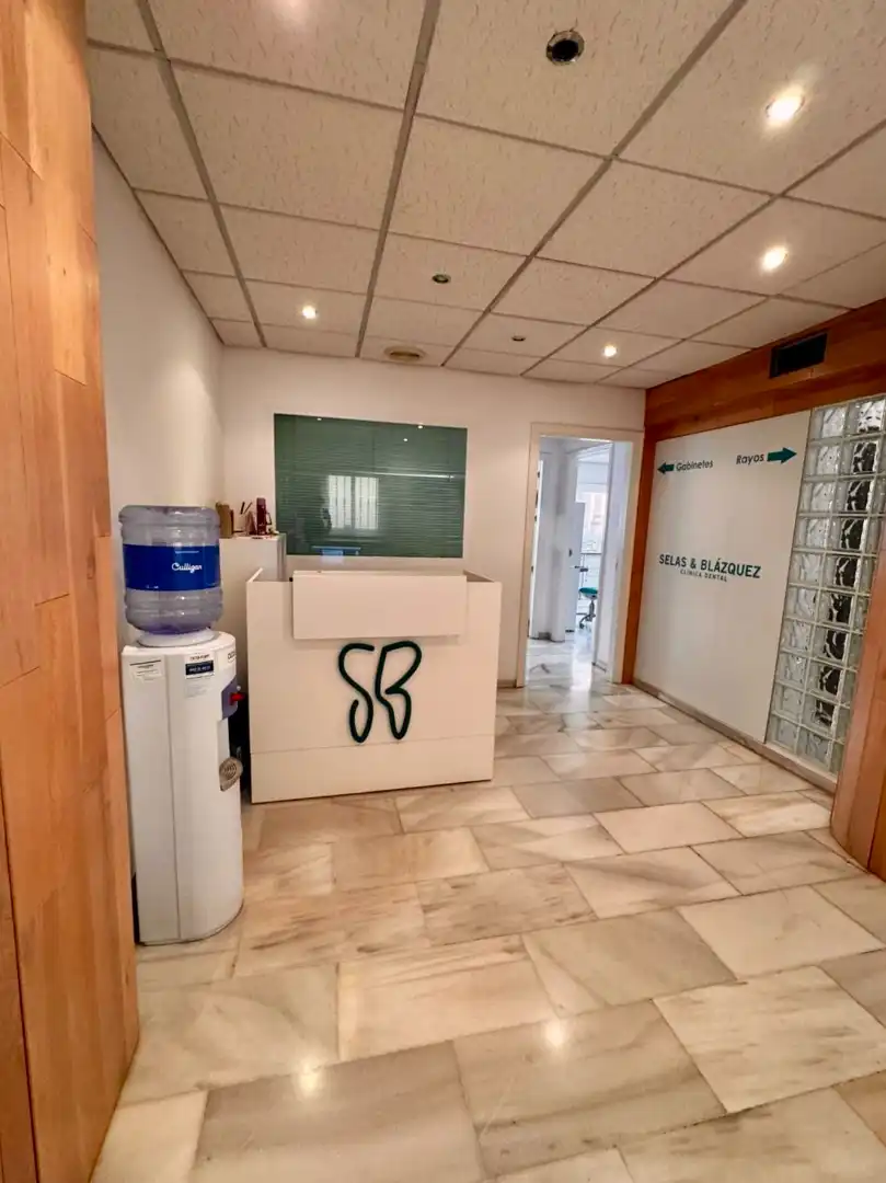 Local comercial en venda a Avenida Ricardo Soriano 13, imagen 4