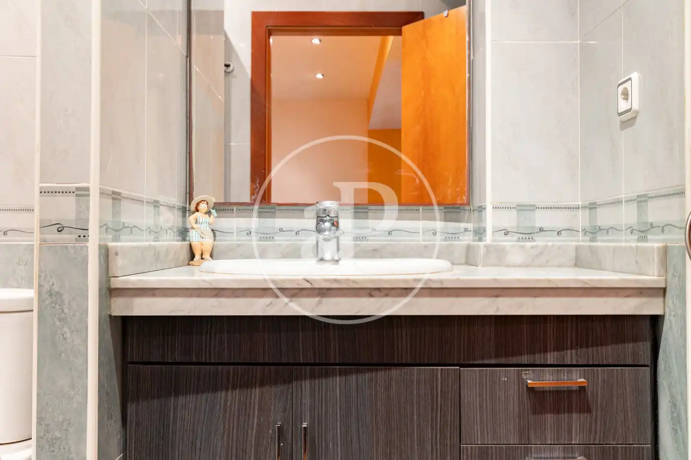 Baño de Piso en venta en L'Hospitalet de Llobregat con Calefacción