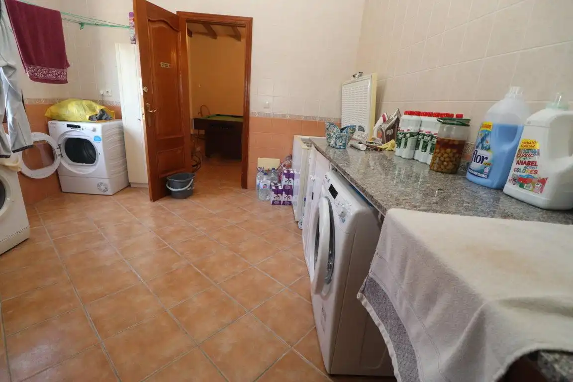 Cocina de Casa o chalet de alquiler en Guaro con Jardín privado, Terraza y Trastero