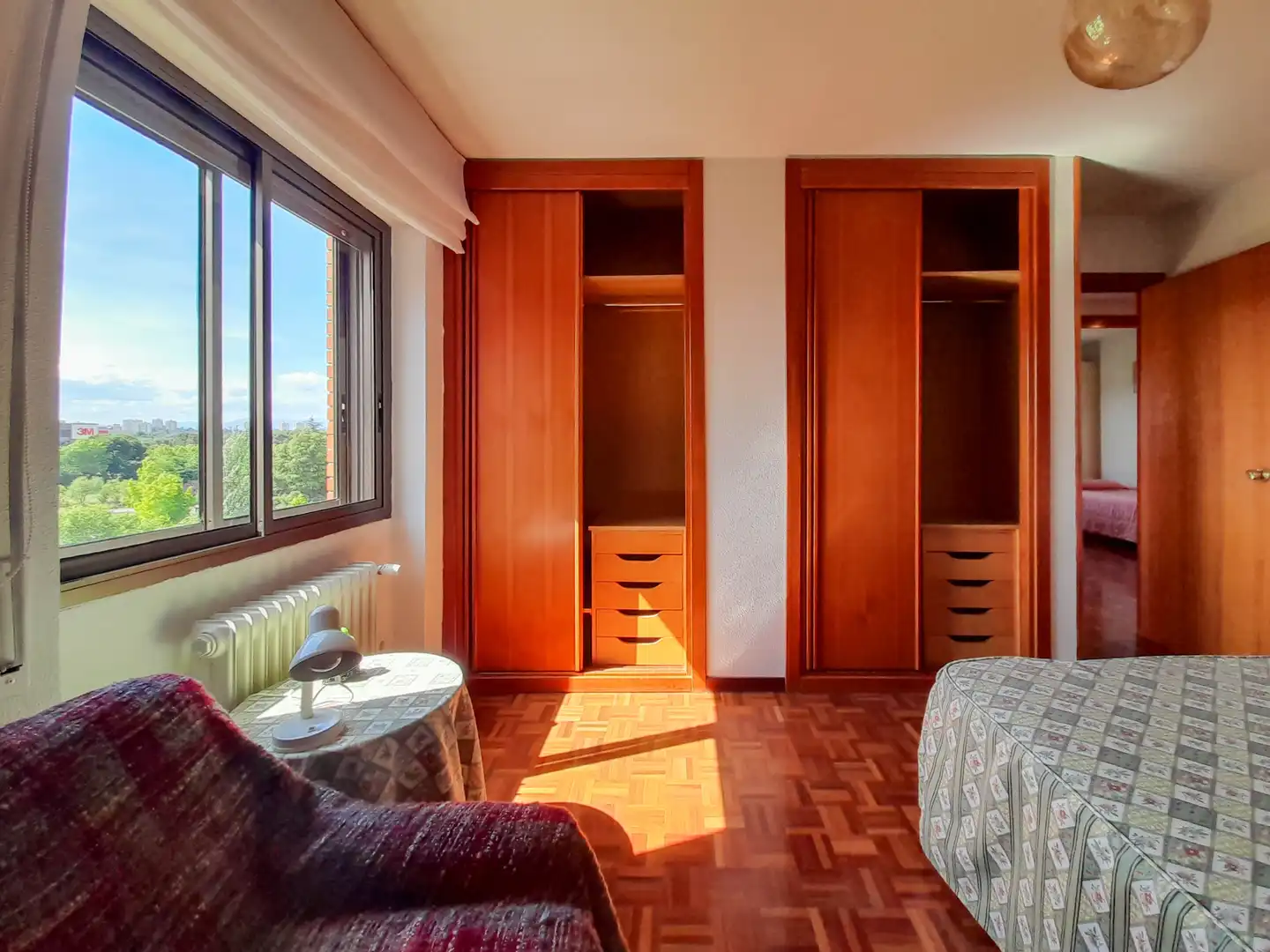 Bedroom of Flat for rent in Madrid  with Heating, Parquet flooring and Terrace