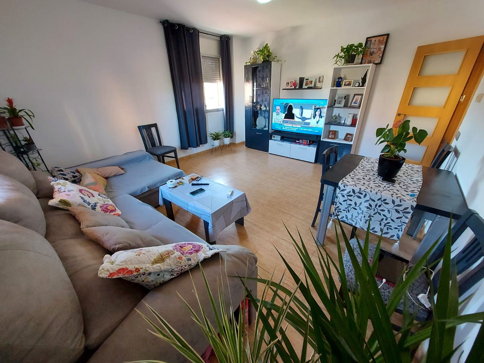 Living room of Flat for sale in Calasparra  with Storage room and Furnished