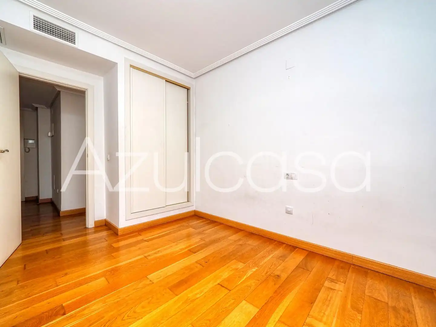Dormitori de Àtic en venda en Alicante / Alacant amb Aire condicionat, Parquet i Terrassa