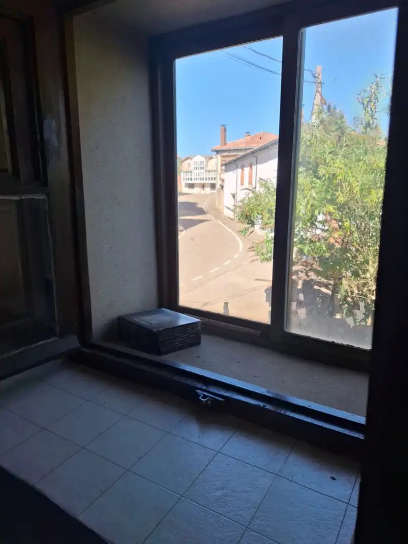 Vista exterior de Casa o xalet en venda en Pomar de Valdivia amb Traster i Moblat