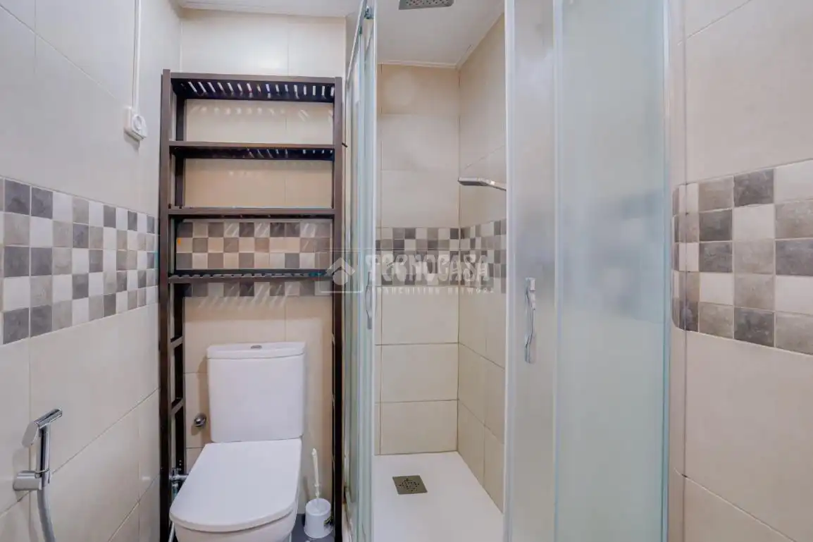 Bathroom of Flat for sale in Sant Feliu de Llobregat  with Balcony