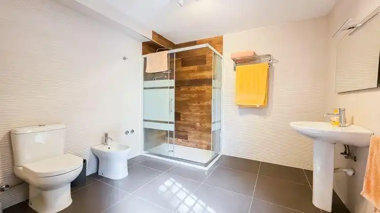 Baño de Casa o chalet en venta en Castril con Calefacción, Jardín privado y Parquet