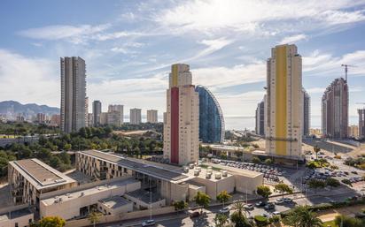 Vista exterior de Apartament en venda en Benidorm amb Calefacció, Terrassa i Traster