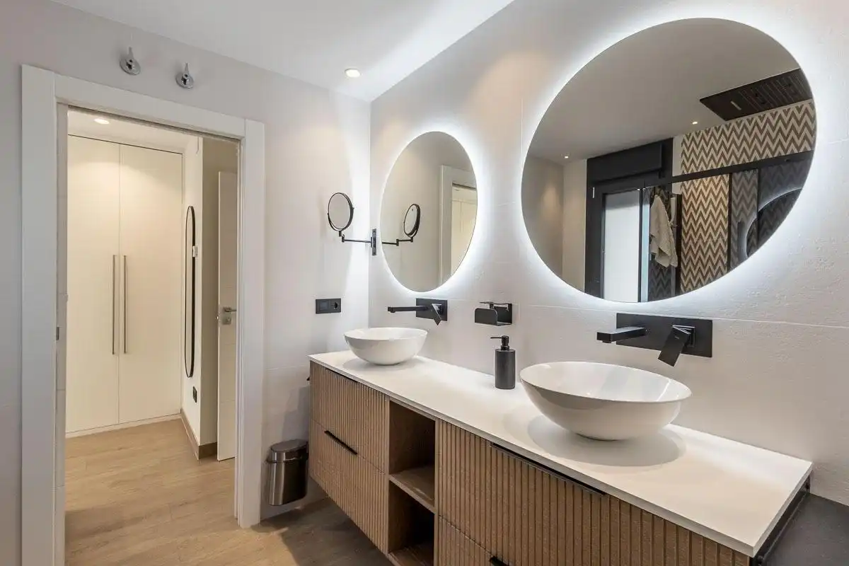 Badezimmer von Haus oder Chalet zum Verkauf in Albolote mit Klimaanlage, Heizung und Terrasse