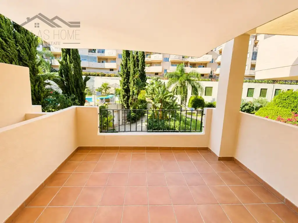 Appartamento con piscina in vendita a Urbanización Brisas I, imagen 25