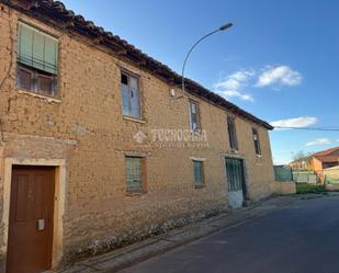 Exterior view of Residential for sale in Valdefresno